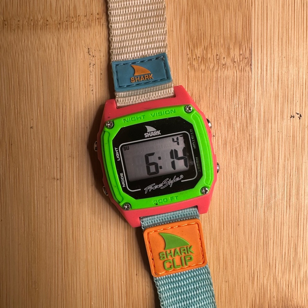 Freestyle Shark Clip Watch - Pink and Green NEW BATTERY